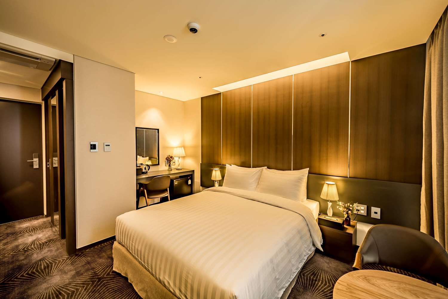 Days Hotel Jeju Seogwipo Ocean Екстер'єр фото